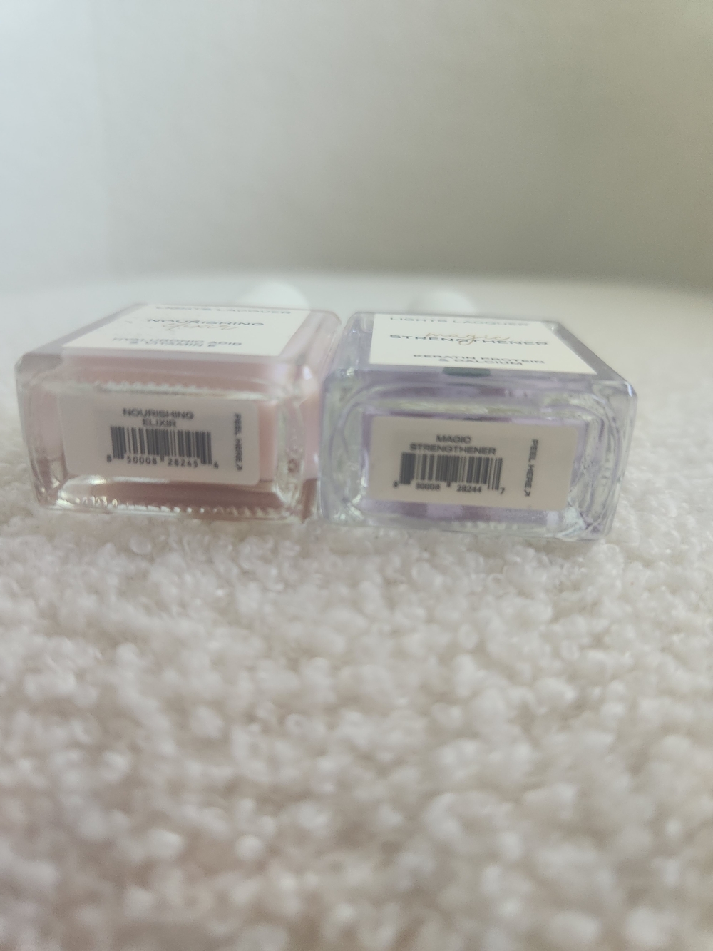 Lights Lacquer Nail Duo - Magic Strenghtener & Nourishing Elixir - Picture 5 of 7